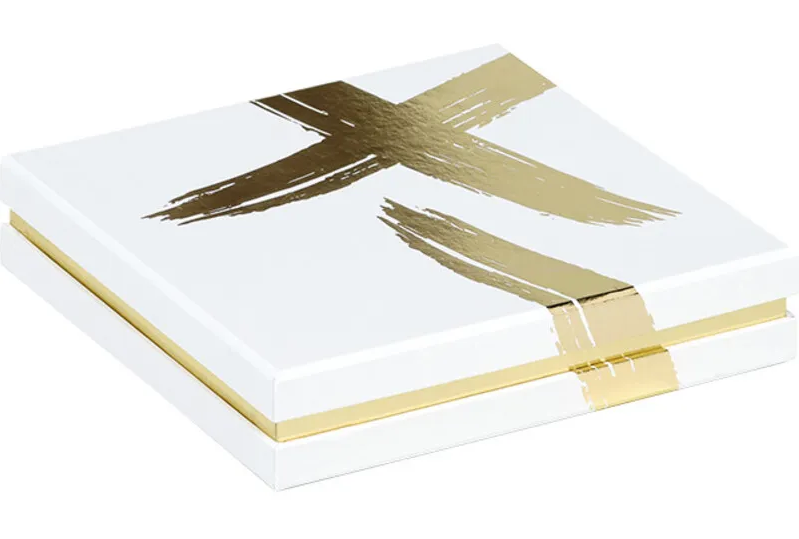 COFFRET CARTON SIGNATURE POUDRE D'OR 15X15X3 CARRE (1)